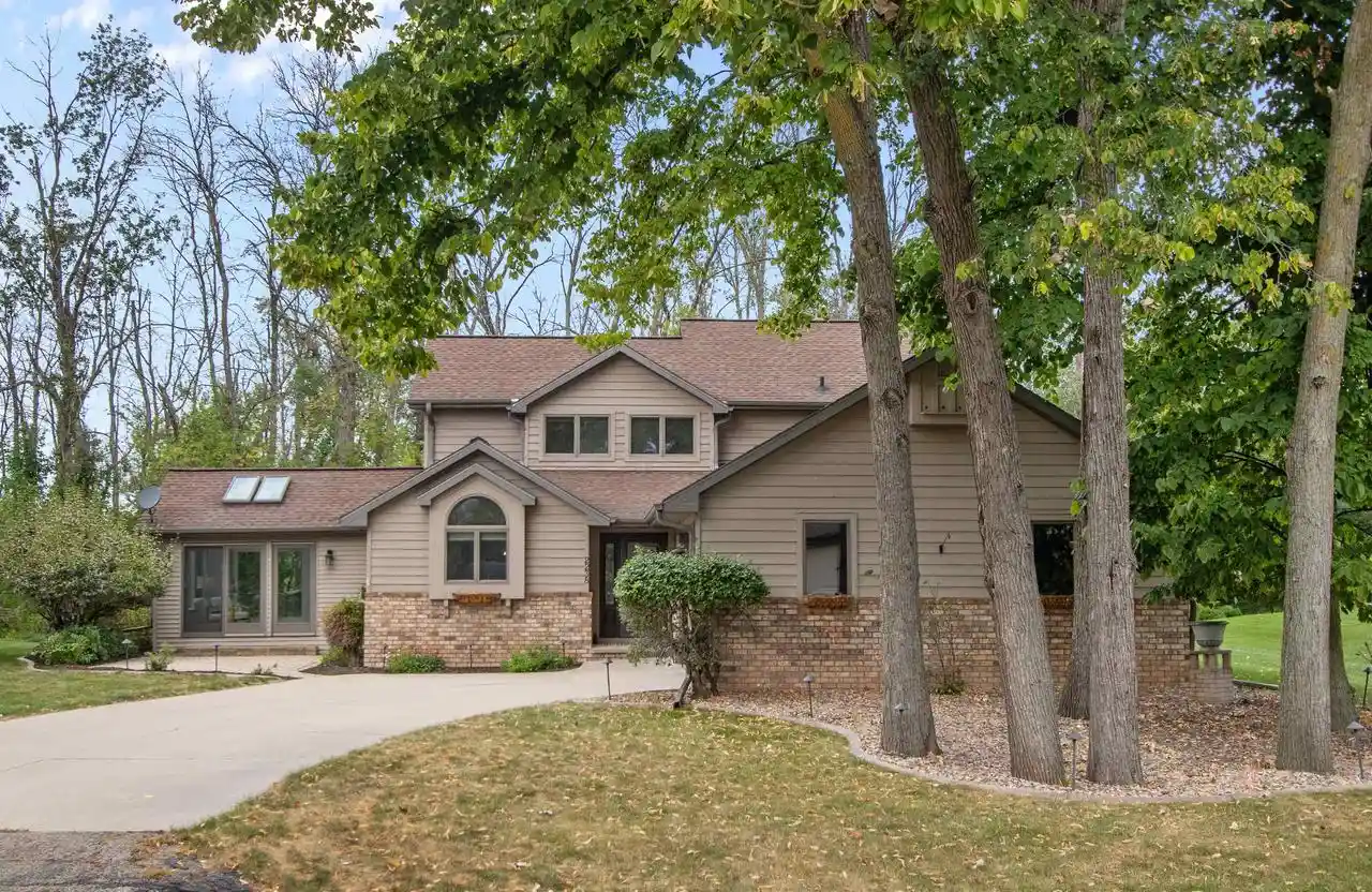 Photo 1 of Single family home for sale at 2238 Woodlawn Lane Lane, Appleton, WI 54914 | MLS# 50331742 | Listing updated on 2026-09-02