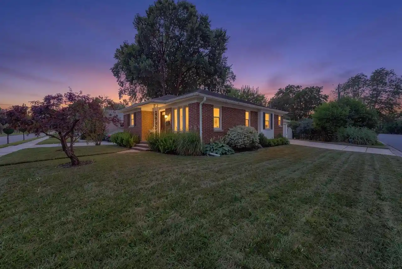 Photo 1 of Sale Pending at 206 Bader Street Street, Green Bay, WI 54302 | MLS# 50331730 | Listing updated on 2026-09-21