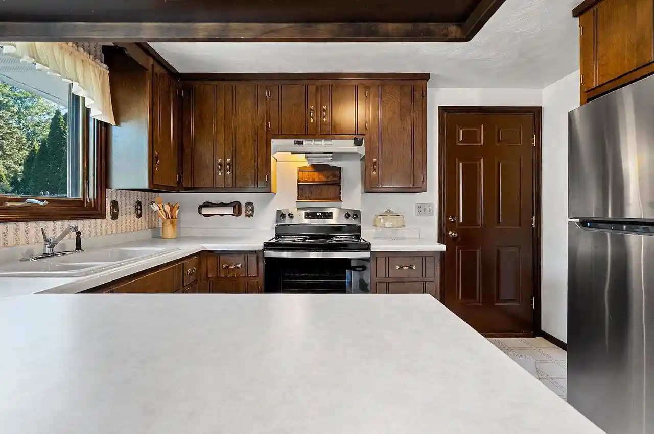 Photo 3 of Sale Pending at 2579 Van Beek Road Road, Green Bay, WI 54311 | MLS# 50331744 | Listing updated on 2026-09-23
