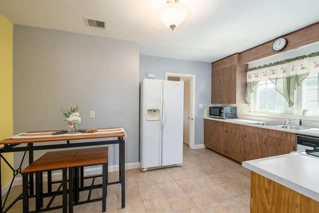Photo 3 of Single family home for sale at 1642 Sheridan Street Street, Oshkosh, WI 54901 | MLS# 50331750 | Listing updated on 2026-09-01