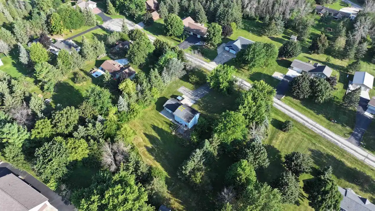 Photo 4 of Single family home for sale at W9355 Country Cove Lane Lane, Hortonville, WI 54944 | MLS# 50331748 | Listing updated on 2026-09-05