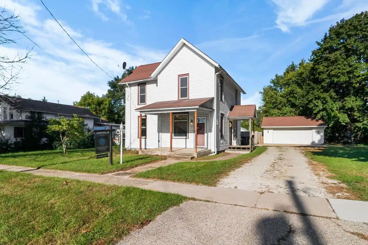 Photo 1 of Single family home for sale at 412 Taft St, Palmyra, WI 53156 | MLS# 2031421 | Listing updated on 2026-10-07