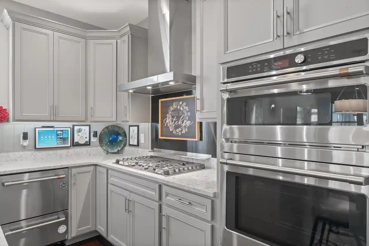 Photo 3 of Single family home for sale at 206 Rossini Dr Dr, Lake Geneva, WI 53147 | MLS# 1978009 | Listing updated on 2026-09-23