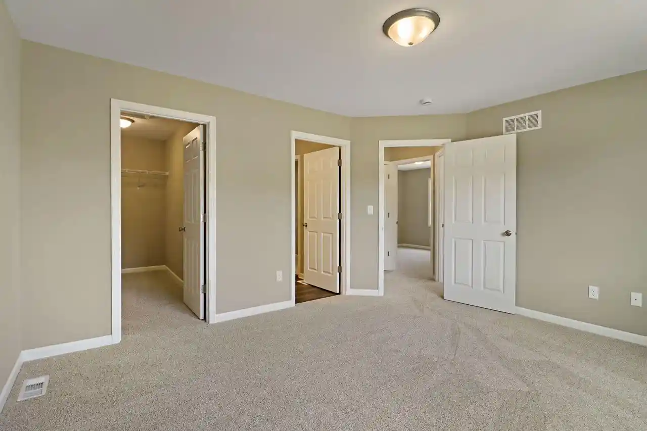 2nd image of 336 Parker Dr Dr, Genoa City, WI 53128 | MLS# 1978008
