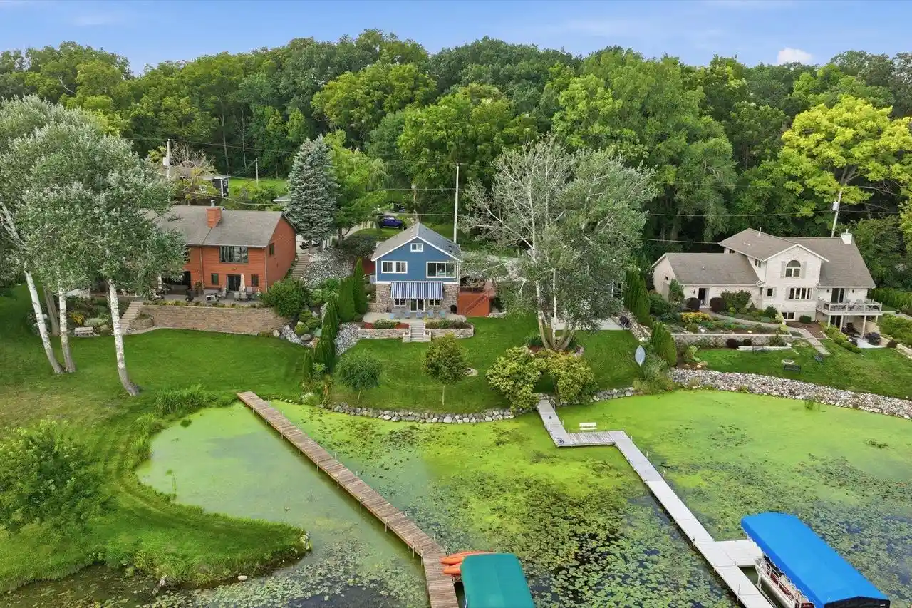 Single family home for sale at 5601 Scenery Dr Dr, Waterford, WI 53185 | MLS# 1978011