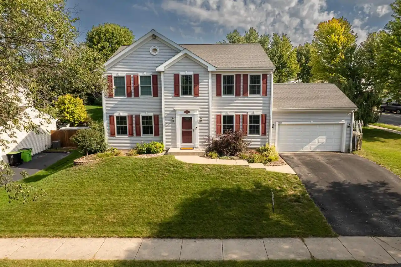 Photo 1 of Single family home for sale at 1266 Kennedy Dr, Hartford, WI 53027 | MLS# 1978016 | Listing updated on 2026-09-16