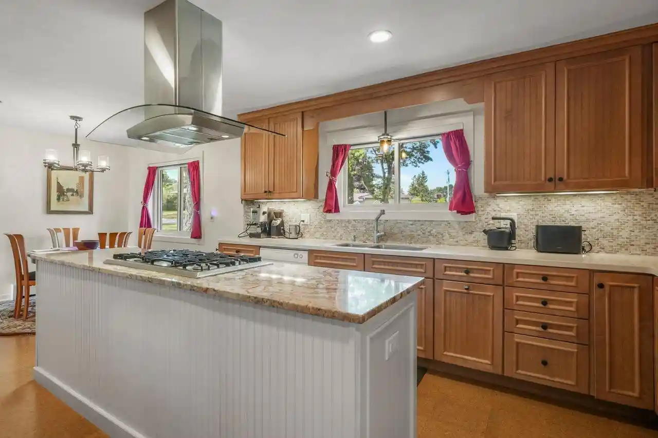 Photo 4 of Single family home for sale at 301 Valley View St, Verona, WI 53593 | MLS# 2031431 | Listing updated on 2026-09-05