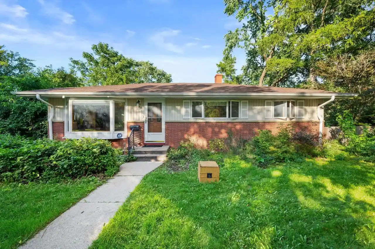 Photo 1 of Sale Pending at 5788 N Milwaukee River Pkwy, Glendale, WI 53209 | MLS# 1978041 | Listing updated on 2026-09-14