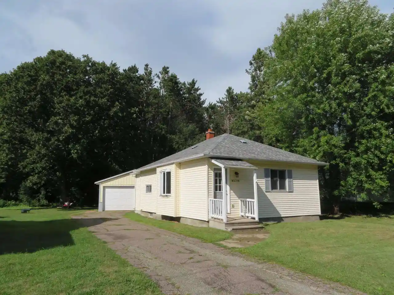 Photo 1 of Single family home for sale at N5319 State Hwy 17, Gleason, WI 54453 | MLS# 22604203 | Listing updated on 2026-09-01