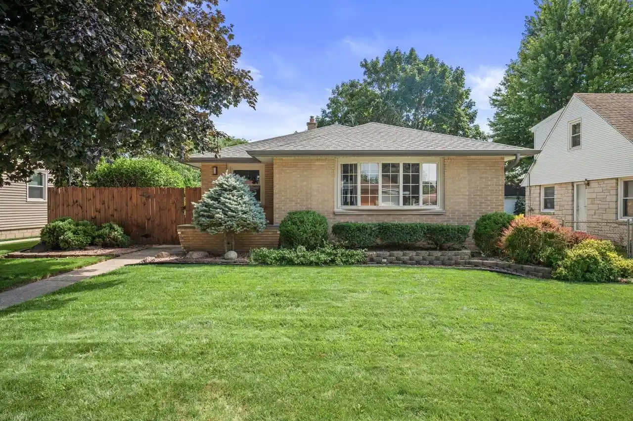 Photo 1 of Single family home for sale at 1411 Manitowoc Avenue Avenue, South Milwaukee, WI 53172 | MLS# 1978051 | Listing updated on 2026-08-29
