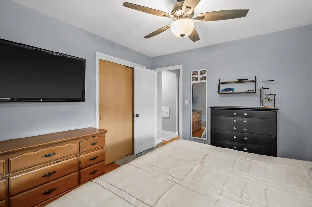 Photo 3 of Single family home for sale at 1411 Manitowoc Avenue Avenue, South Milwaukee, WI 53172 | MLS# 1978051 | Listing updated on 2026-08-29