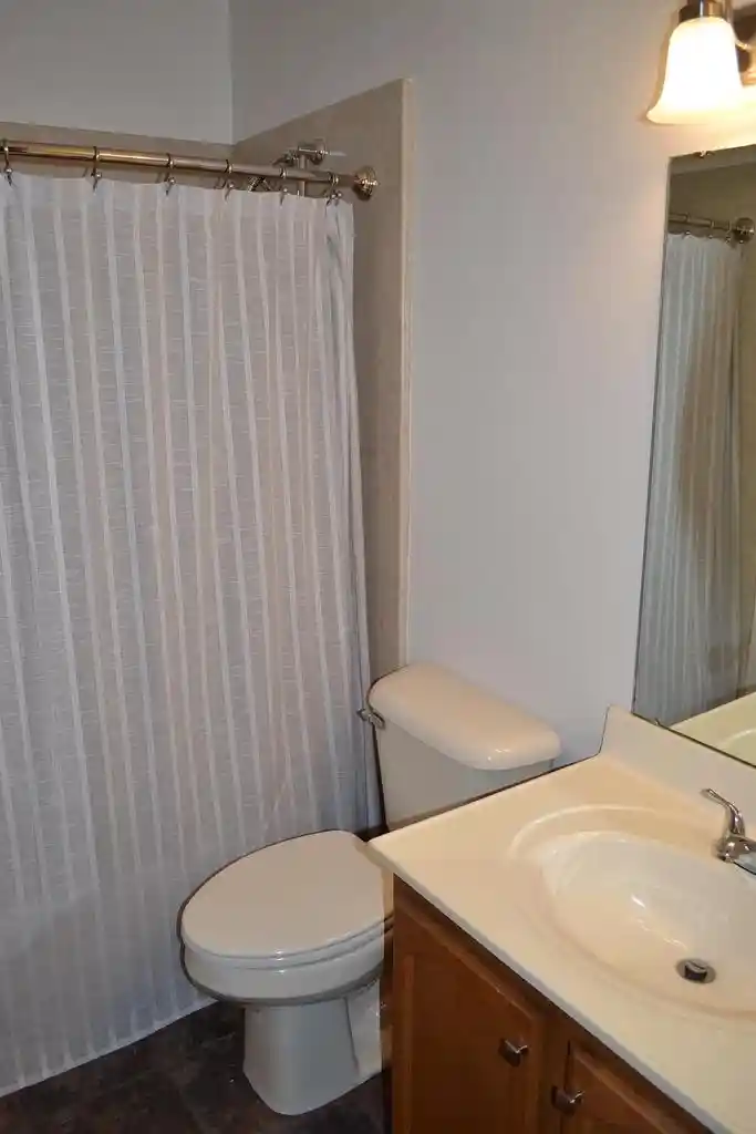 Photo 3 of Single family home for sale at 40 Rolling Green Circle Circle, Oshkosh, WI 54904 | MLS# 50331764 | Listing updated on 2026-08-30