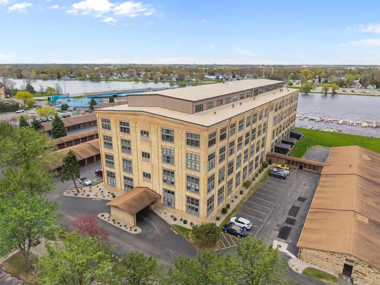 Photo 1 of Condo for sale at 1545 Arboretum Dr Dr #325, Oshkosh, WI 54901 | MLS# 50331760 | Listing updated on 2026-09-01