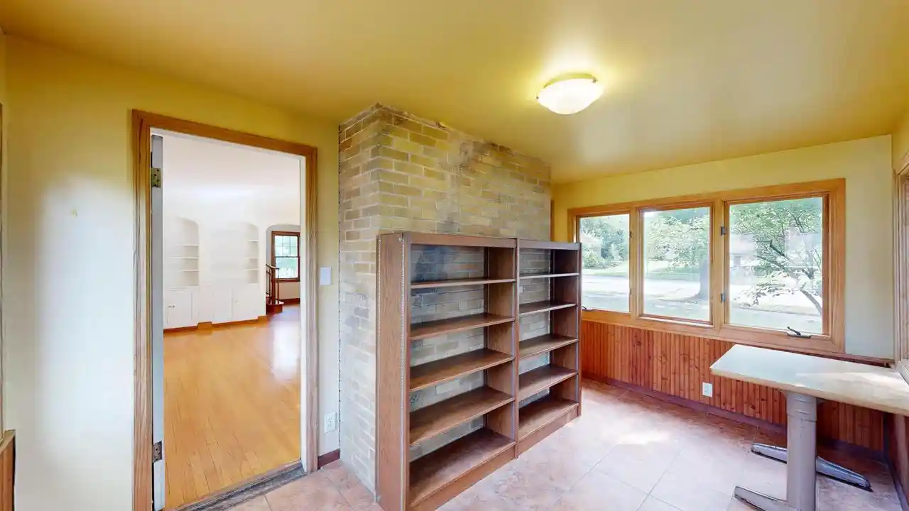 Photo 2 of Single family home for sale at 521 Losey Boulevard N Boulevard N, La Crosse, WI 54601 | MLS# 1978064 | Listing updated on 2026-08-31
