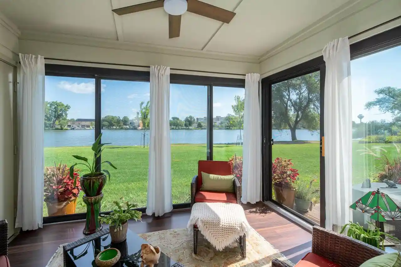 Listing Photo 5 - Condo for sale in building located at 264 N Campbell Rd Rd, Oshkosh, WI 54902 - Unit #A
