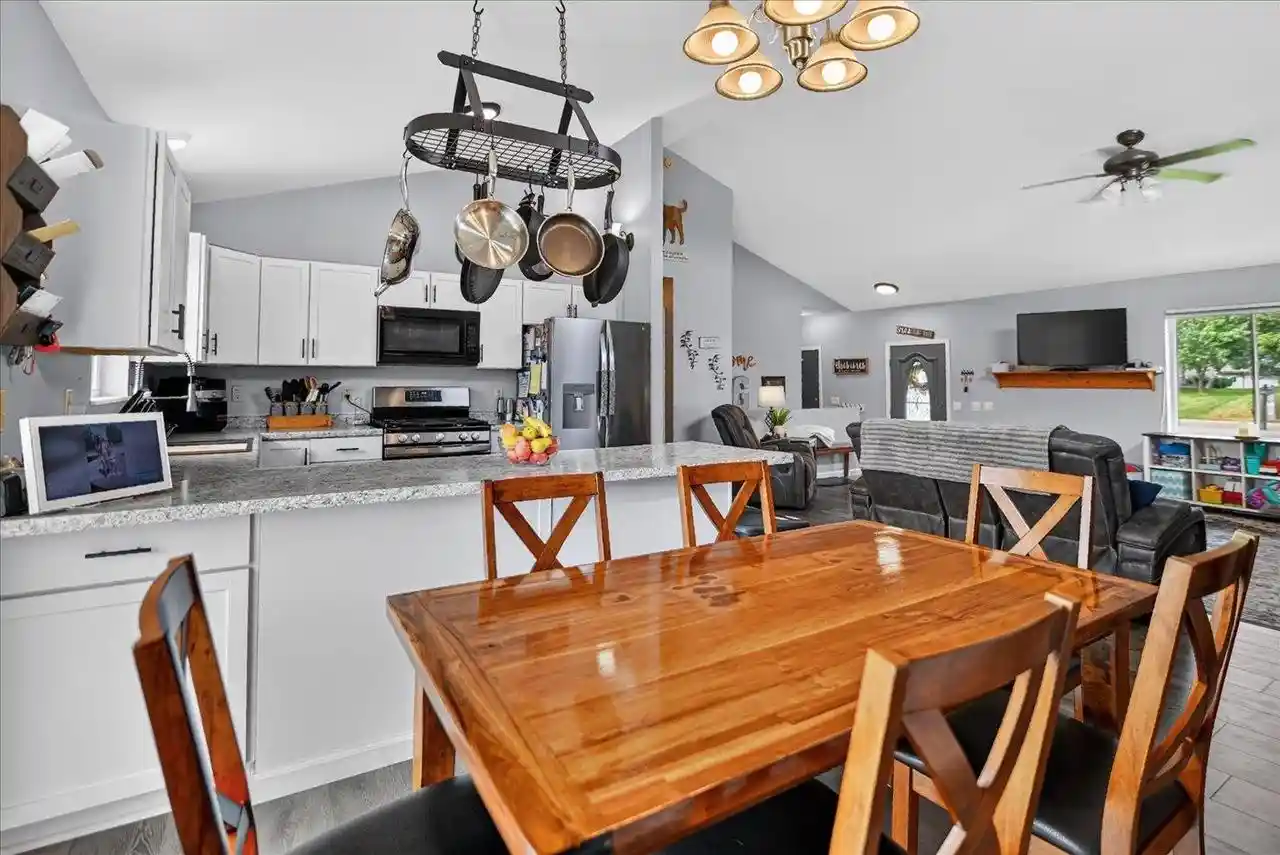 Photo 2 of Single family home for sale at 423 Sunset Dr, Poynette, WI 53955 | MLS# 2031450 | Listing updated on 2026-10-09