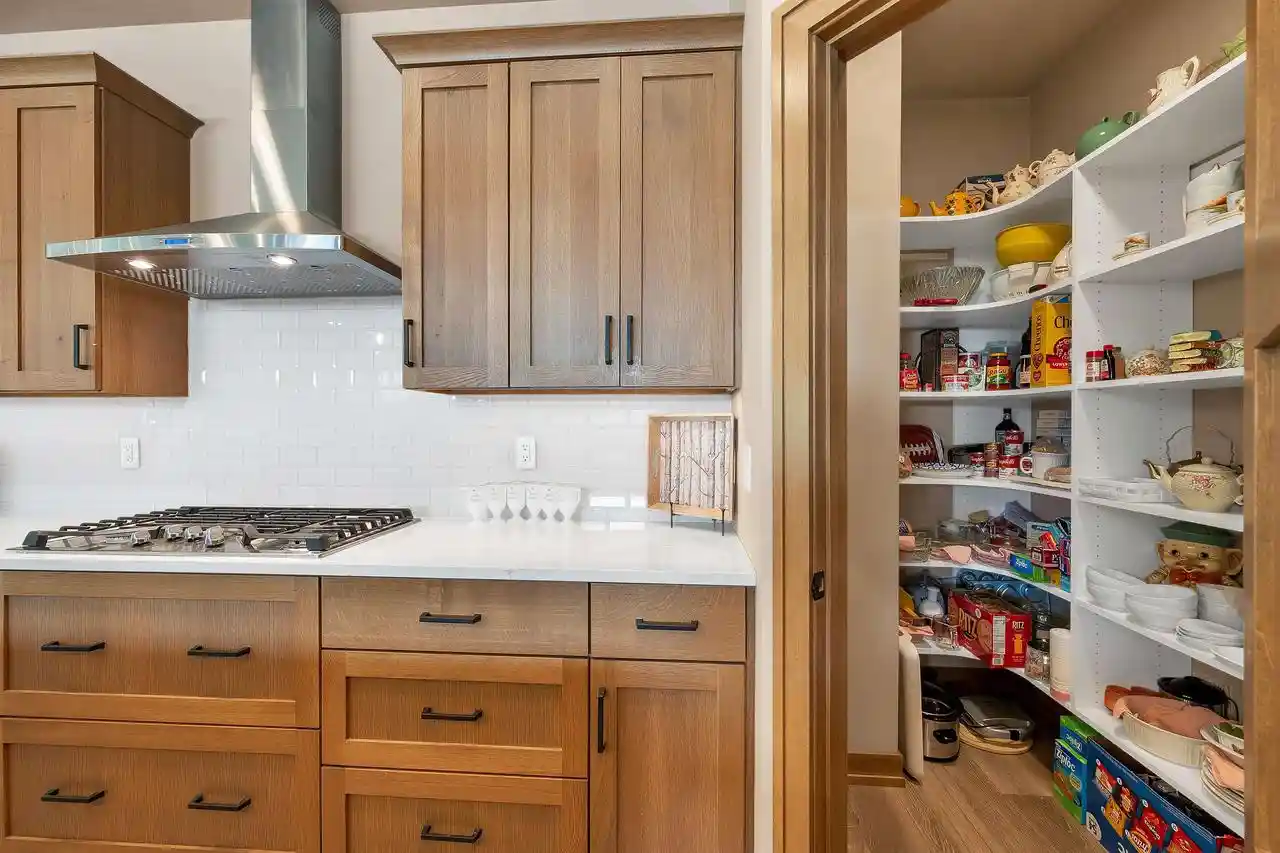 Photo 3 of Single family home for sale at 363 Aldon Circle Circle, Ashwaubenon, WI 54304 | MLS# 50331778 | Listing updated on 2026-08-28