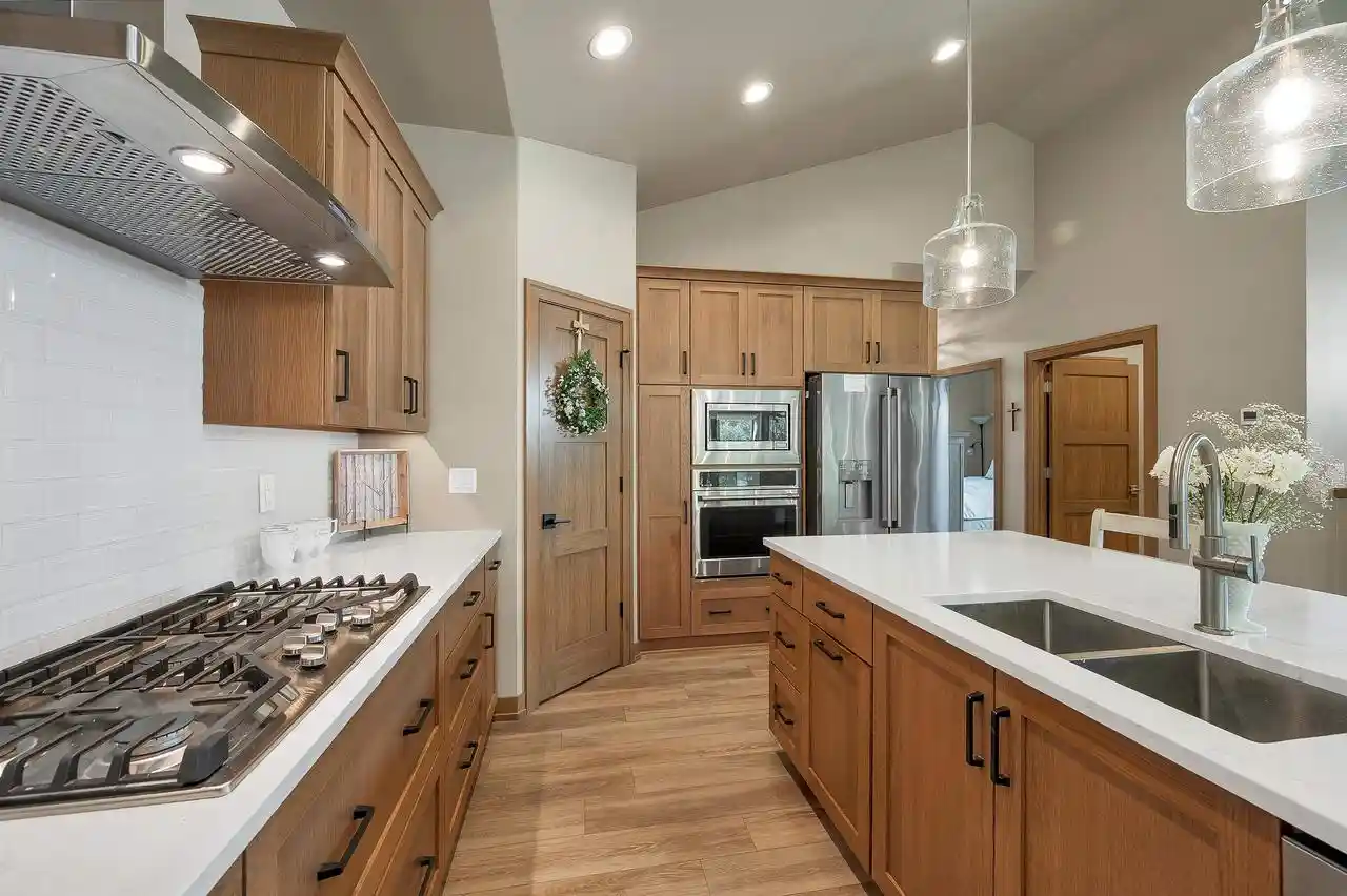 Photo 4 of Single family home for sale at 363 Aldon Circle Circle, Ashwaubenon, WI 54304 | MLS# 50331778 | Listing updated on 2026-08-28