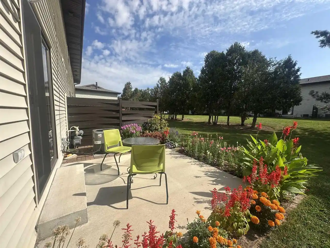 4th image of 800 S Westhaven Pl Pl, Appleton, WI 54110