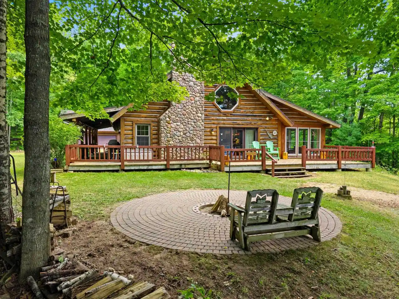 Photo 3 of Single family home for sale at 1511 S Shore Dr Dr, Wabeno, WI 54566 | MLS# 50331783 | Listing updated on 2026-09-08