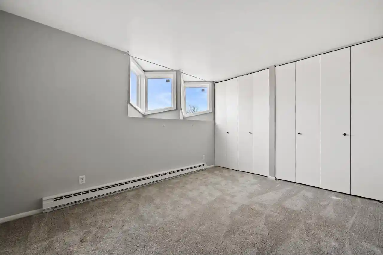 Photo 4 of Condo for sale at 425 W Willow Court Court #222, Fox Point, WI 53217 | MLS# 1978077 | Listing updated on 2026-09-08