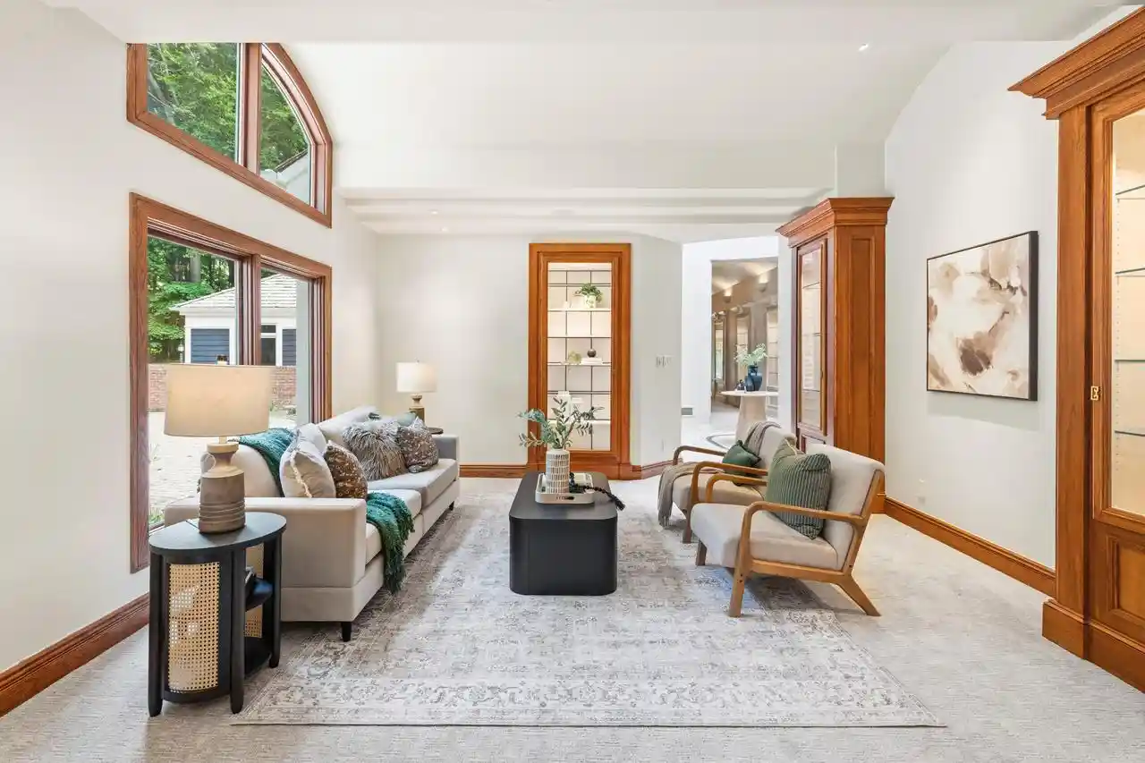 Photo 3 of Single family home for sale at 889 Horns Corners Rd, Cedarburg, WI 53012 | MLS# 1978079 | Listing updated on 2026-10-03