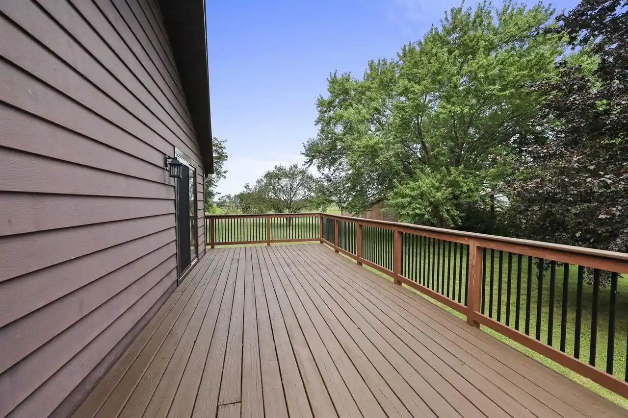 Photo 2 of Single family home for sale at 2842 Fairview Road Road, Neenah, WI 54956 | MLS# 50331780 | Listing updated on 2026-09-23
