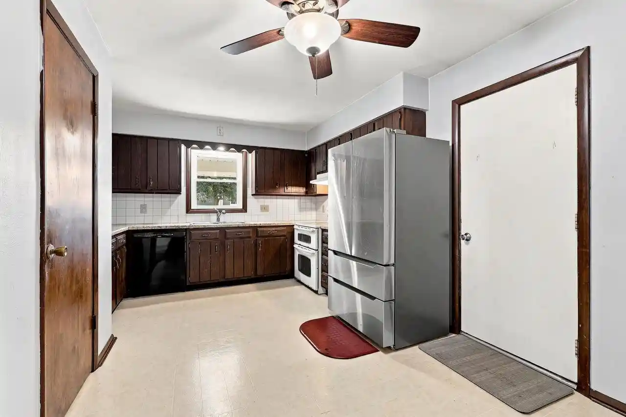 2nd image of 840 Jewett Street Street, Platteville, WI 53818 | MLS# 2031458