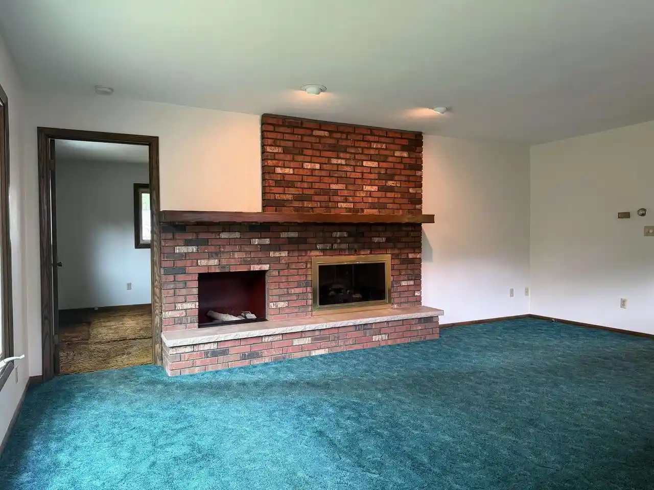 Photo 2 of Single family home for sale at 44 West Street Street, Clintonville, WI 54929 | MLS# 2031459 | Listing updated on 2026-09-10