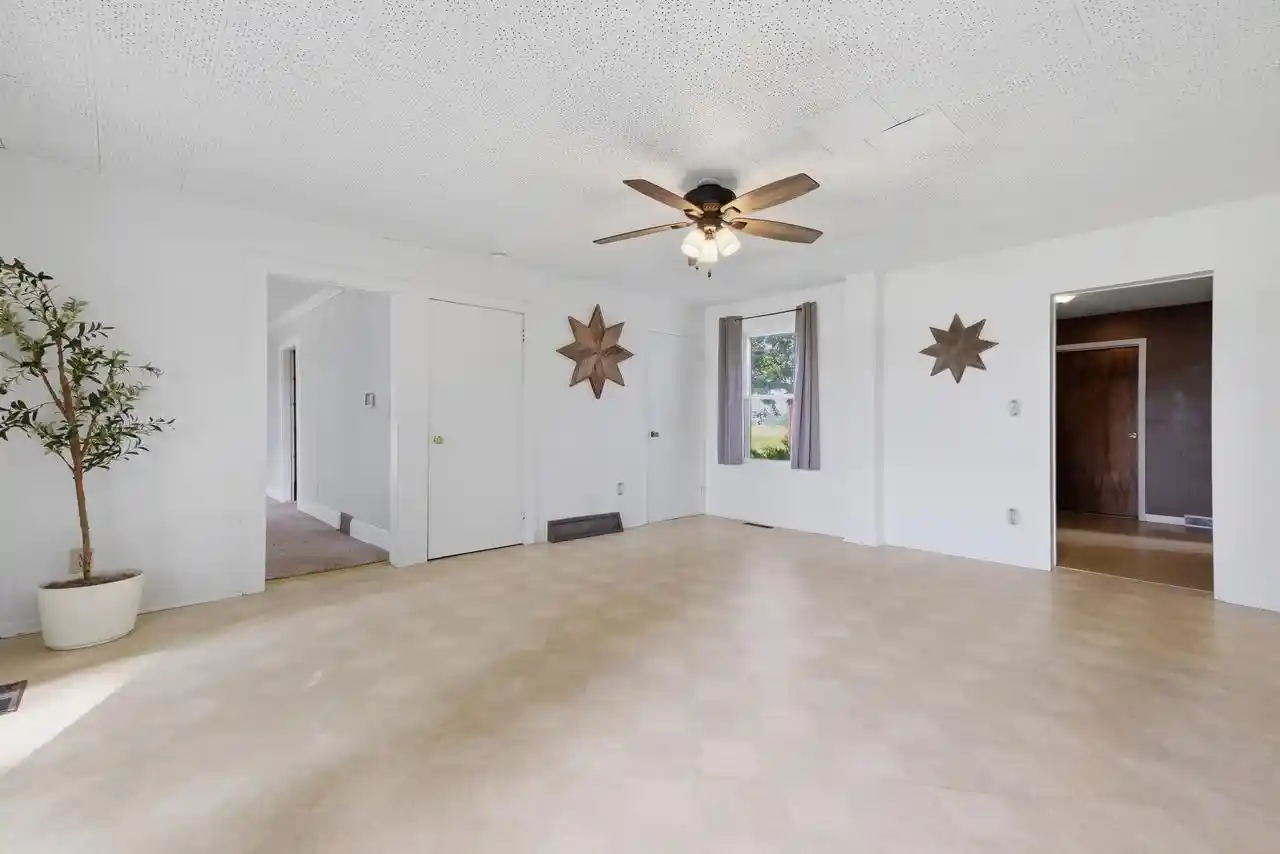 Photo 3 of Sale Pending at W5102 Bradley Rd, Rio, WI 53960 | MLS# 2031460 | Listing updated on 2026-09-10