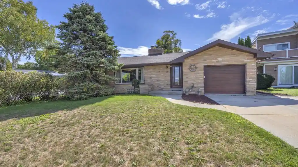Photo 1 of Sale Pending at 29 N Point Dr, Sheboygan, WI 53081 | MLS# 1978093 | Listing updated on 2026-09-21