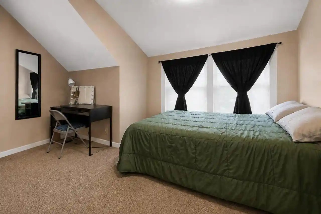 Photo 4 of Sale Pending at 1602 Kane Street Street #1604, La Crosse, WI 54603 | MLS# 1978102 | Listing updated on 2026-08-31