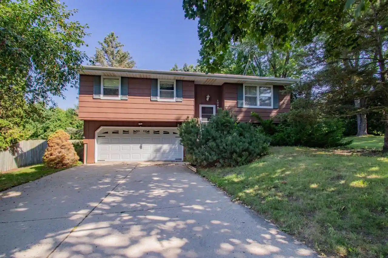 Photo 1 of Sale Pending at 1068 Kiewert St, Watertown, WI 53098 | MLS# 1978104 | Listing updated on 2026-09-15