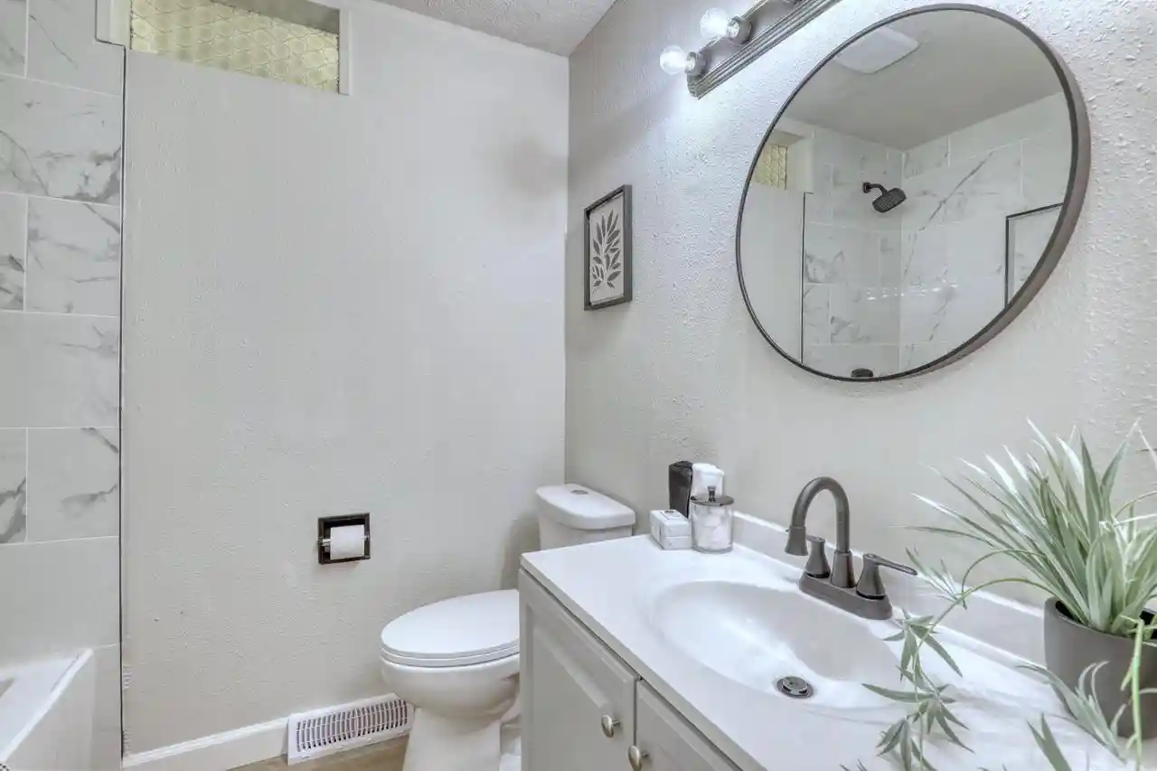 Photo 3 of Single family home for sale at 5406 N Shasta Dr Dr, Glendale, WI 53209 | MLS# 1978114 | Listing updated on 2026-09-02