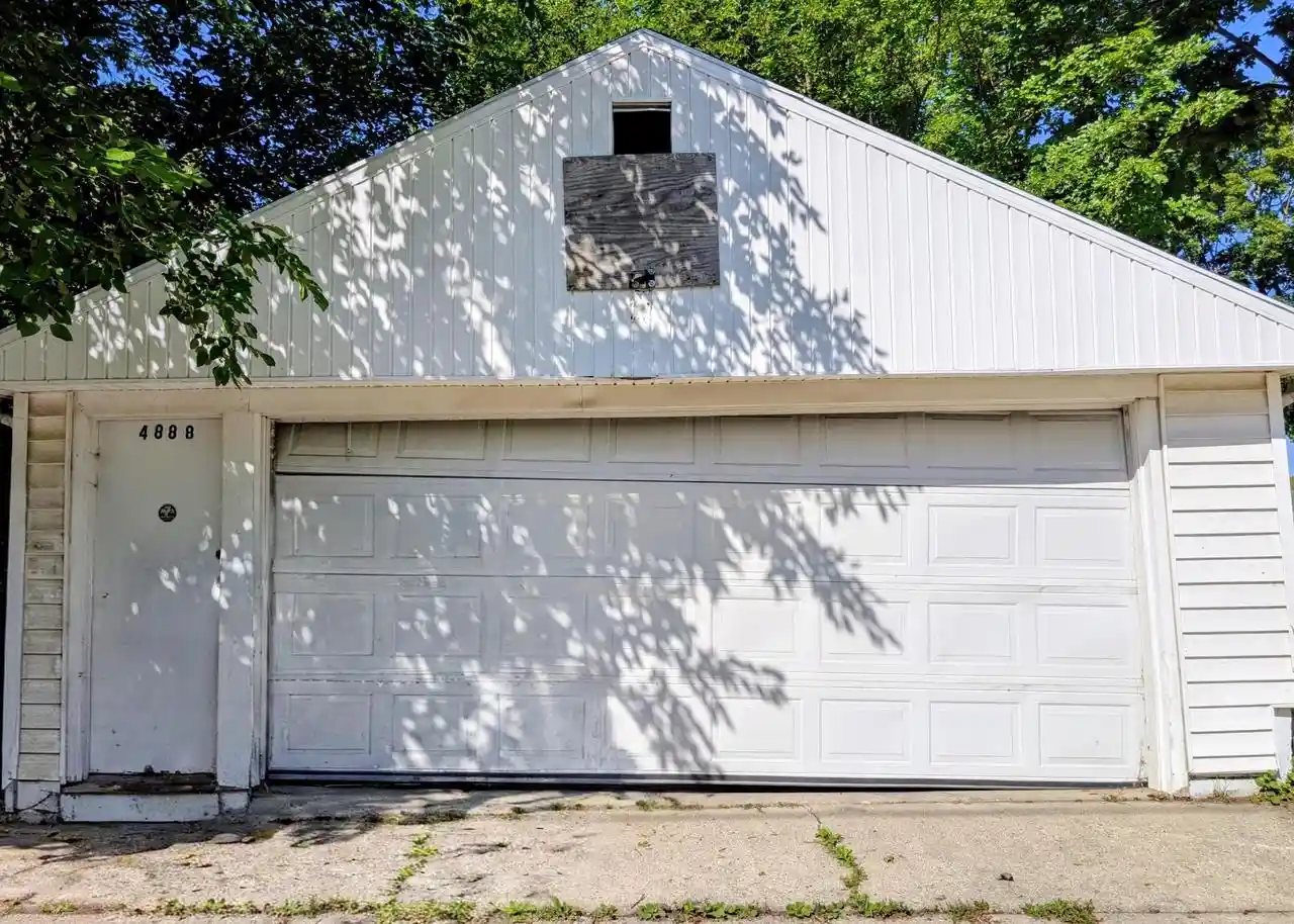 Photo 4 of Single family home for sale at 4888 N 22Nd Street Street, Milwaukee, WI 53209 | MLS# 1978127 | Listing updated on 2026-08-27