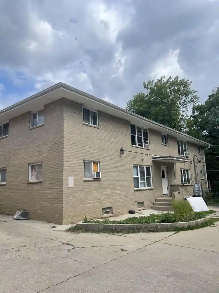 Photo 1 of Sale Pending at 3127 S Fardale Avenue Avenue, Milwaukee, WI 53221 | MLS# 1978136 | Listing updated on 2026-08-28