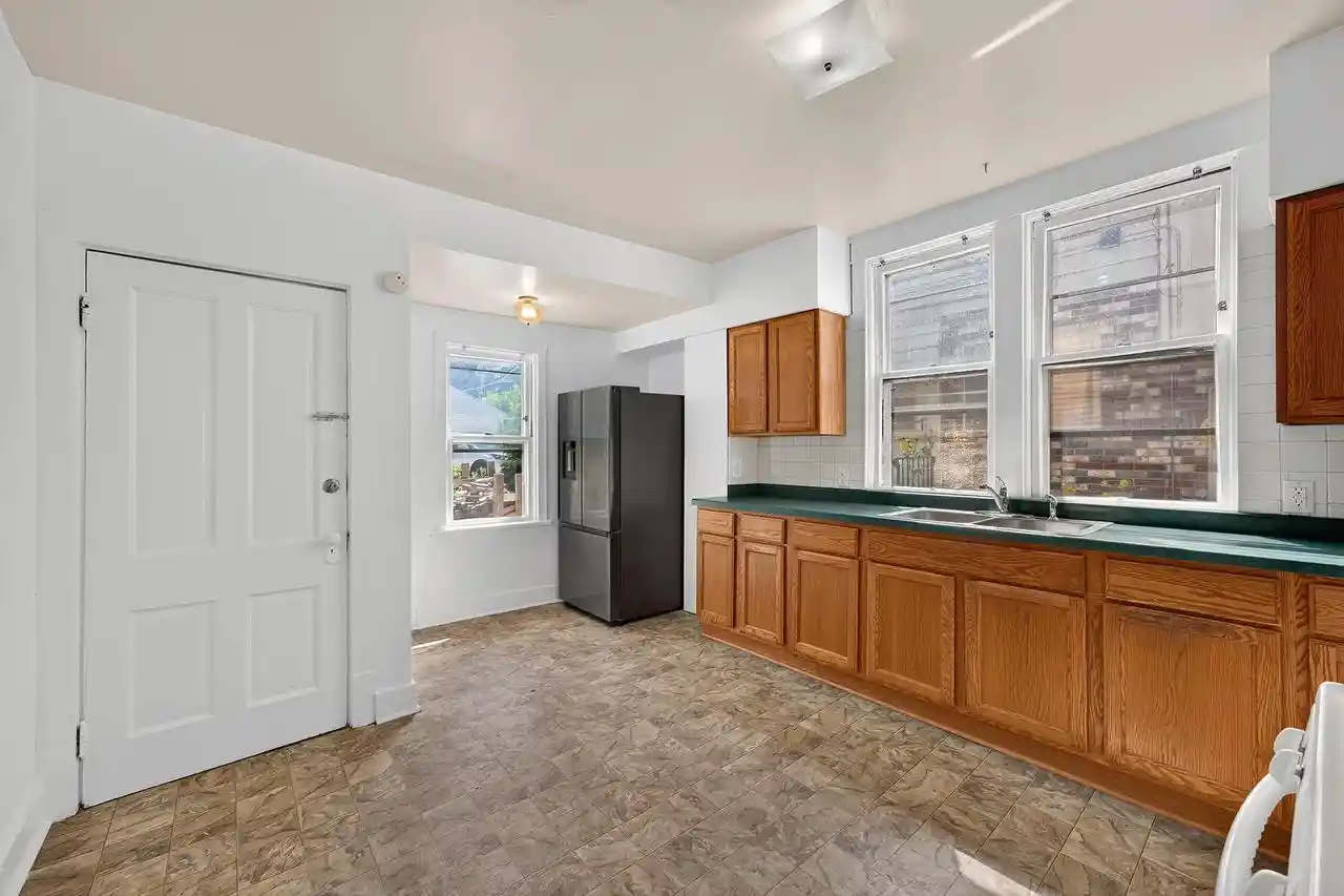 Photo 38 of Multi family home for sale at 3238 N Cambridge Avenue Avenue #3240, Milwaukee, WI 53211 | MLS# 1978144 | Listing updated on 2026-08-30