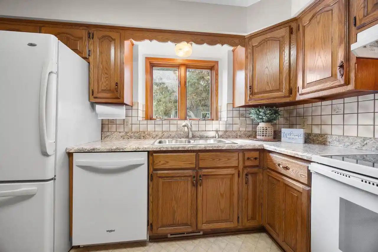 Photo 2 of Condo for sale at W180n9841 Riversbend Circle W Circle W, Germantown, WI 53022 | MLS# 1978147 | Listing updated on 2026-09-16