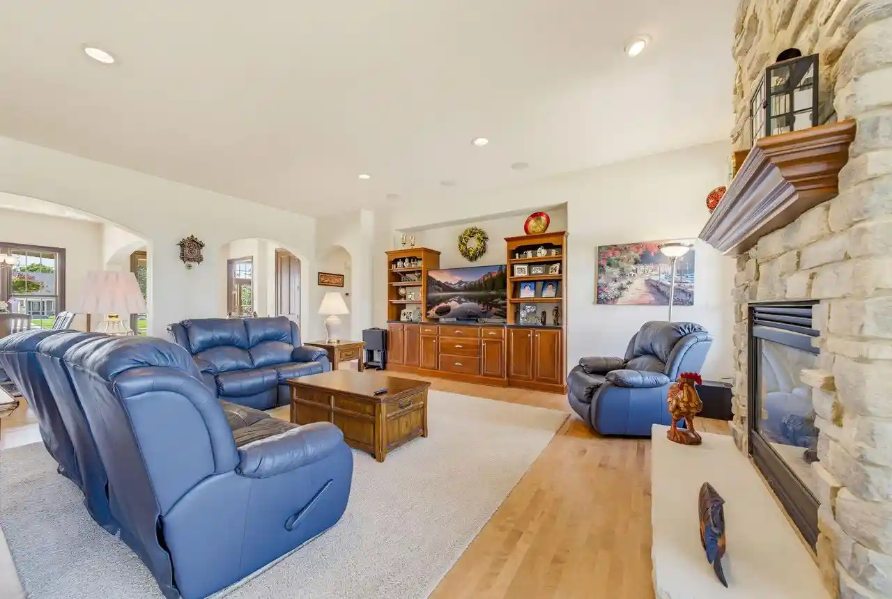 Photo 4 of Single family home for sale at W224S7321 Glenecho Road Road, Big Bend, WI 53103 | MLS# 1978158 | Listing updated on 2026-08-31