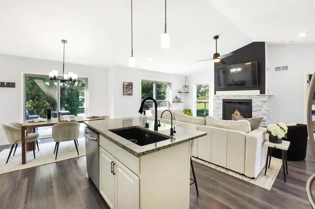 Photo 3 of Single family home for sale at 623 W Prospect Street Street, Hartford, WI 53027 | MLS# 1978167 | Listing updated on 2026-09-17