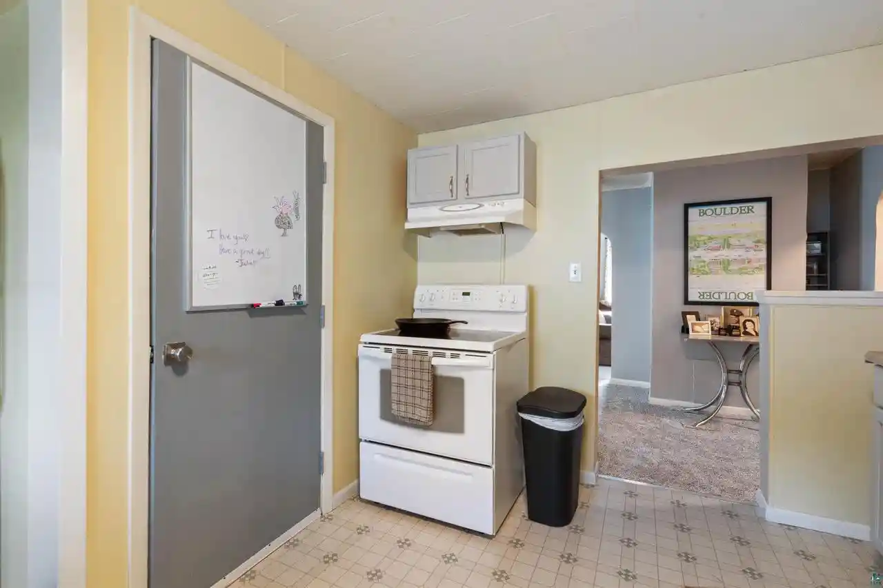 Photo 3 of Single family home for sale at 1713 Iowa Ave Ave, Superior, WI 54880 | MLS# 6127640 | Listing updated on 2026-09-01