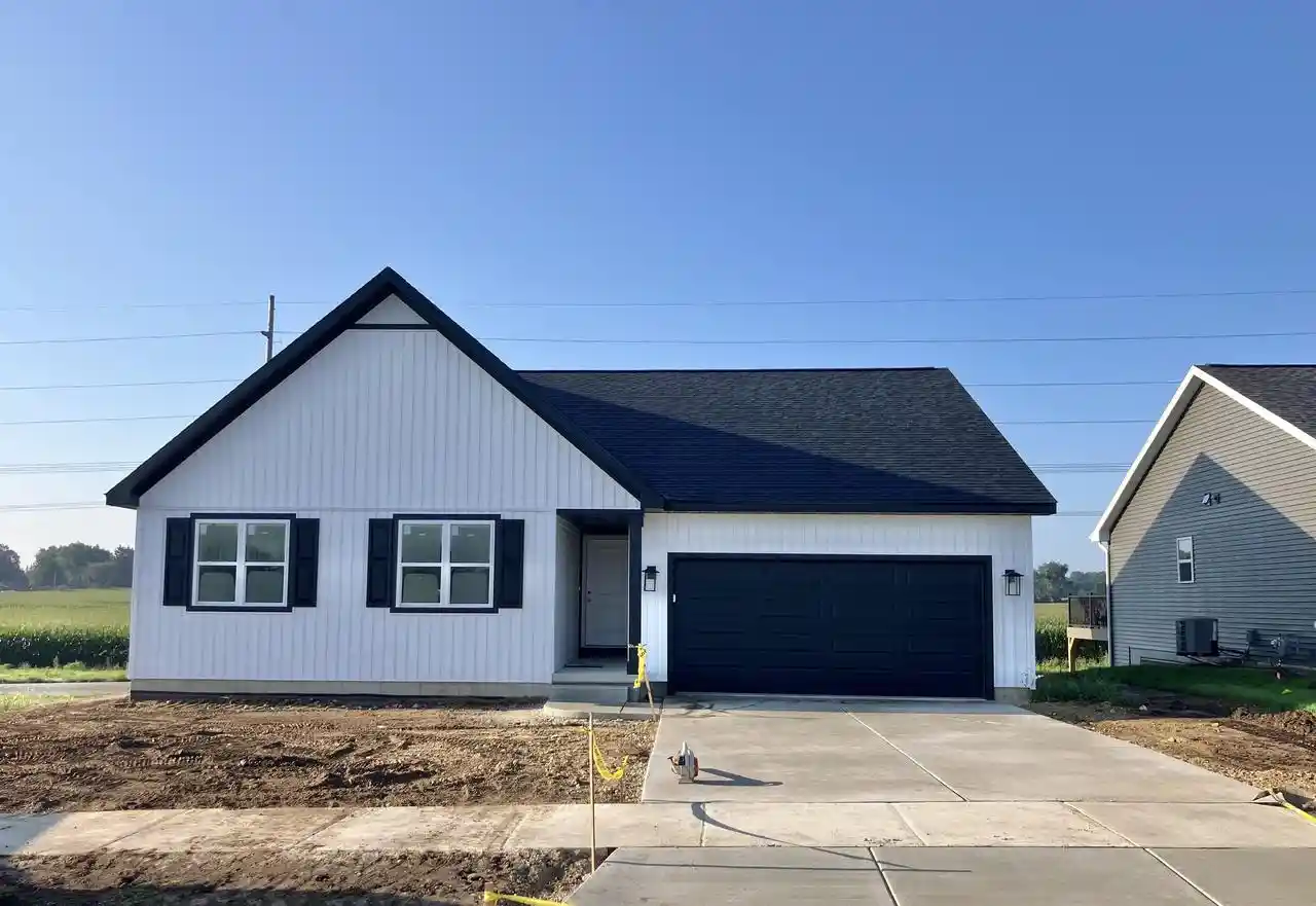Photo 1 of Single family home for sale at 325 Dahlia Dr Dr #30, Stoughton, WI 53589 | MLS# 2031498 | Listing updated on 2026-08-28