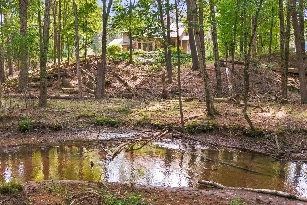 Photo 2 of Single family home for sale at 3811 North Valley Dr Dr, Wisconsin Rapids, WI 54494 | MLS# 22604218 | Listing updated on 2026-09-01