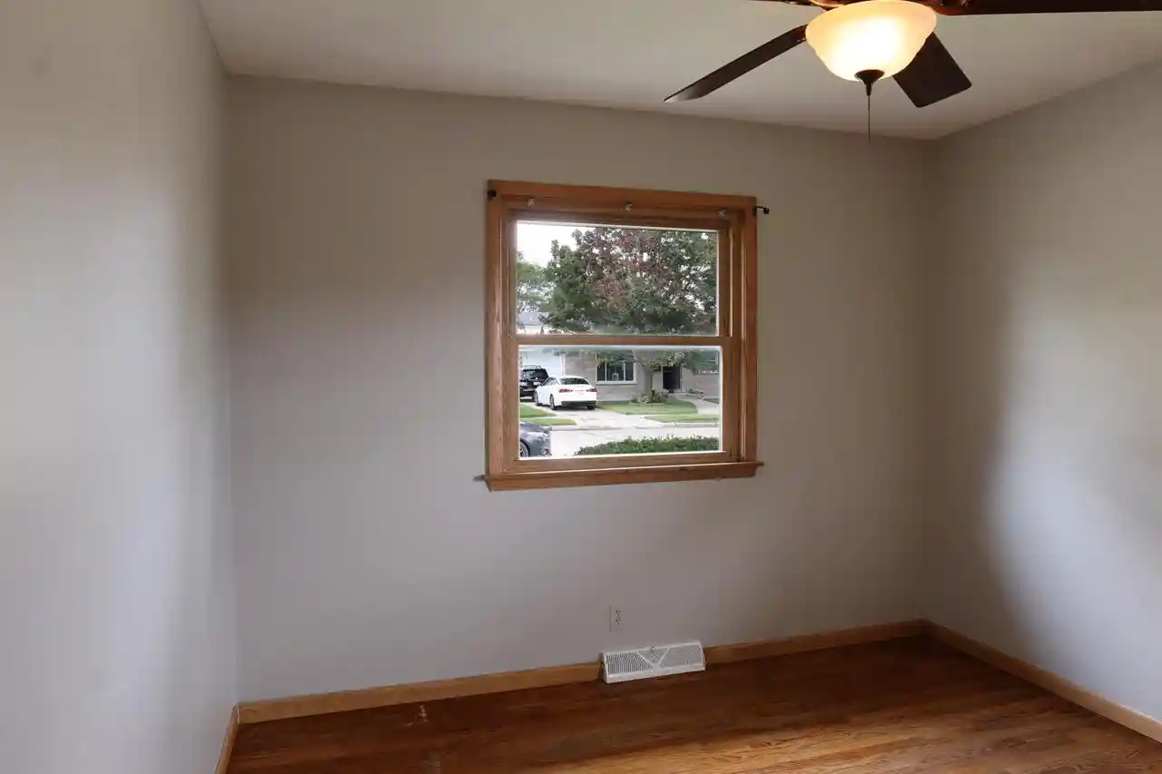 Photo 4 of Single family home for sale at 4149 Lasalle Street Street, Racine, WI 53402 | MLS# 1978172 | Listing updated on 2026-09-03