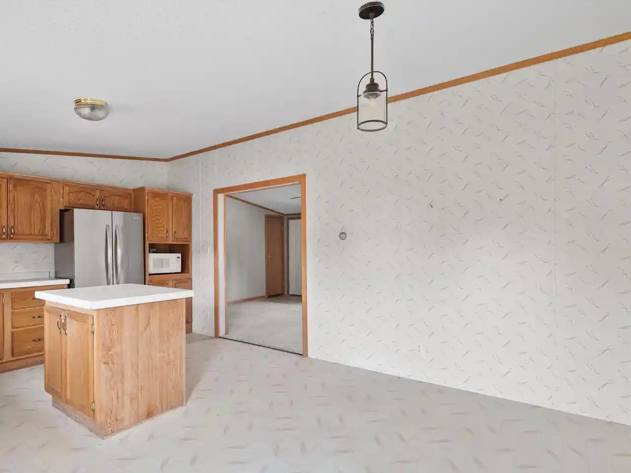 Photo 2 of Single family home for sale at 304 Park Lane Lane, Mishicot, WI 54228 | MLS# 1978176 | Listing updated on 2026-09-03