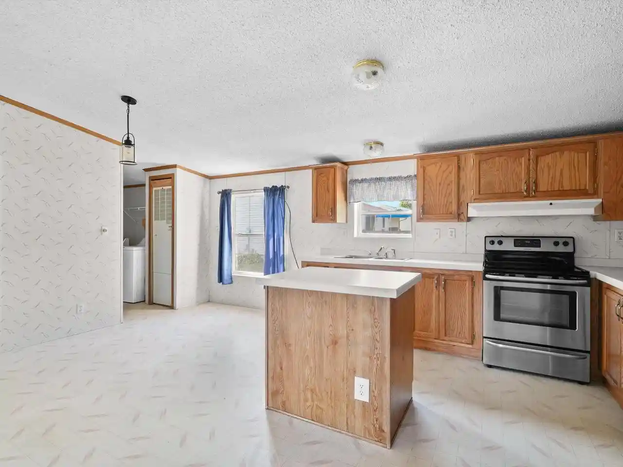 Photo 25 of Single family home for sale at 304 Park Lane Lane, Mishicot, WI 54228 | MLS# 1978176 | Listing updated on 2026-09-03