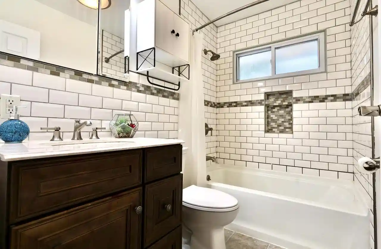 Photo 2 of Single family home for sale at 2622 6 Mile Road Road, Racine, WI 53402 | MLS# 1978179 | Listing updated on 2026-09-14