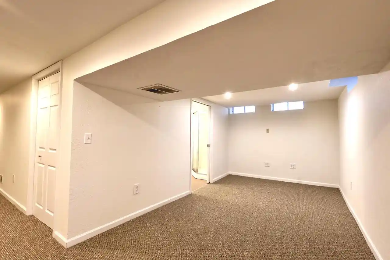 Photo 3 of Single family home for sale at 2622 6 Mile Road Road, Racine, WI 53402 | MLS# 1978179 | Listing updated on 2026-09-14
