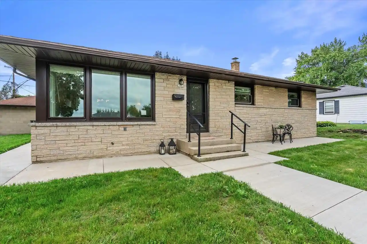 Photo 1 of Single family home for sale at 3553 E Bottsford Ave, Cudahy, WI 53110 | MLS# 1978209 | Listing updated on 2026-09-17