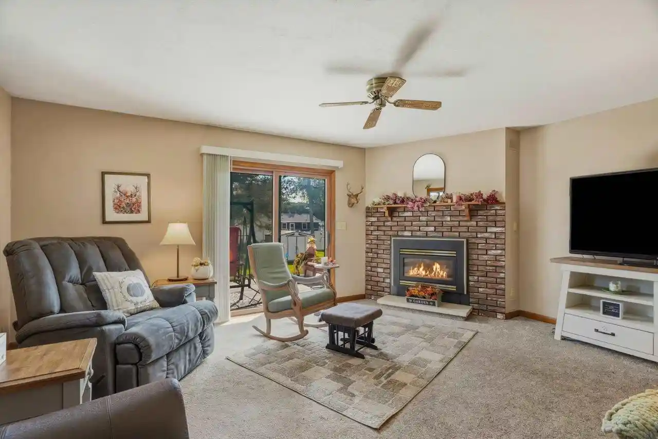 Photo 2 of Single family home for sale at 1308 E 17th Street Street, Marshfield, WI 54449 | MLS# 22604231 | Listing updated on 2026-09-10